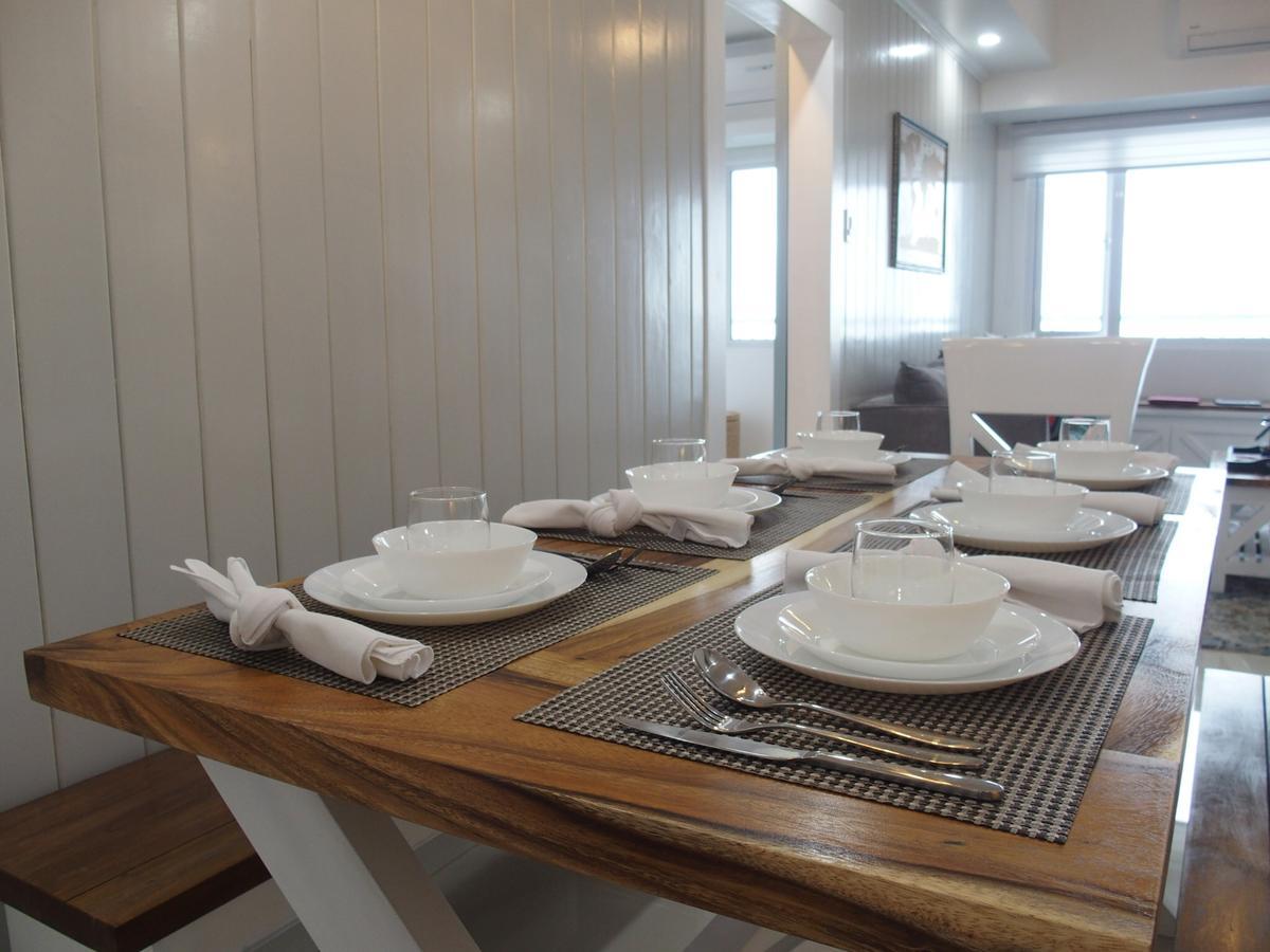 Cozy Family Suite With Stunning View Of Taal Tagaytay City Exteriér fotografie